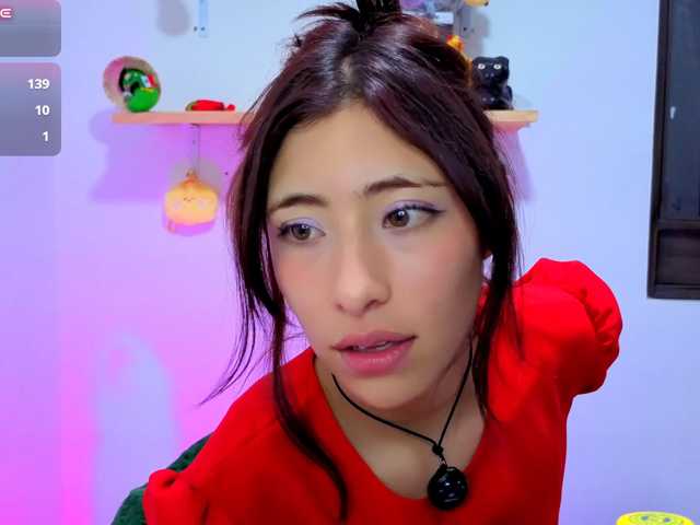 sullyoonn live cam on BongaCams