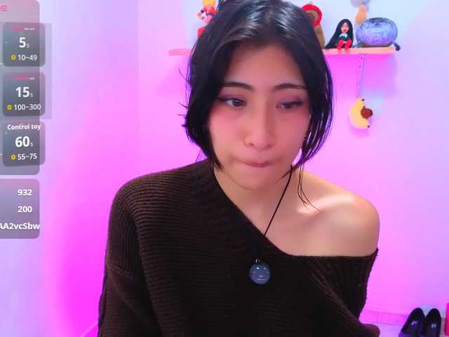 sullyoonn live cam on BongaCams