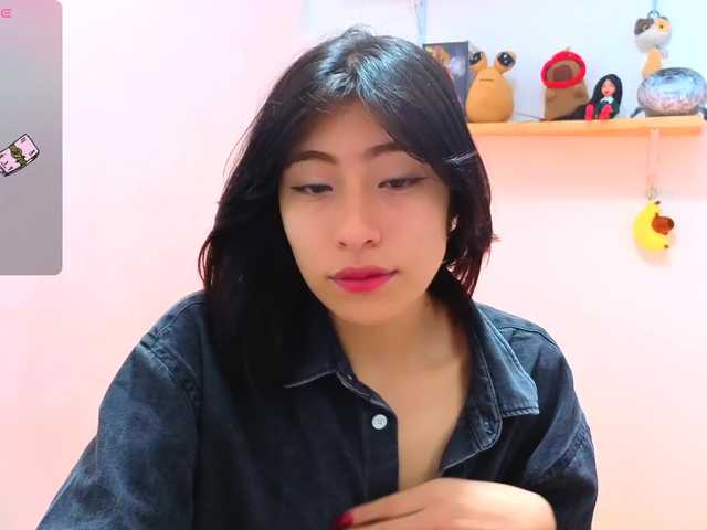 sullyoonn live cam on BongaCams