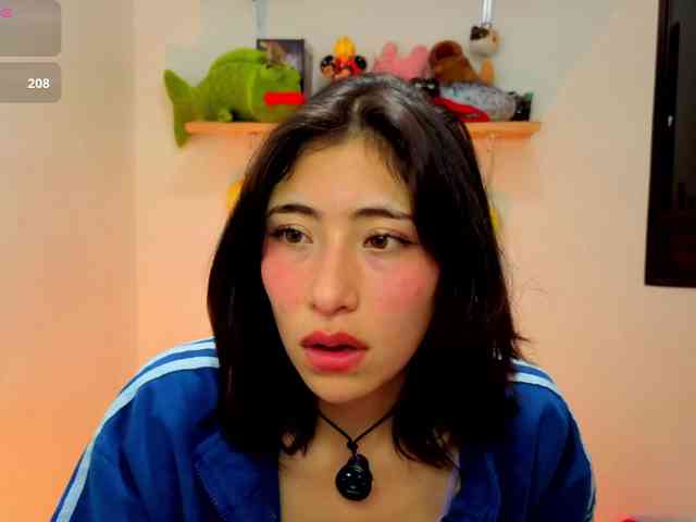 sullyoonn Live Webcam on BongaCams