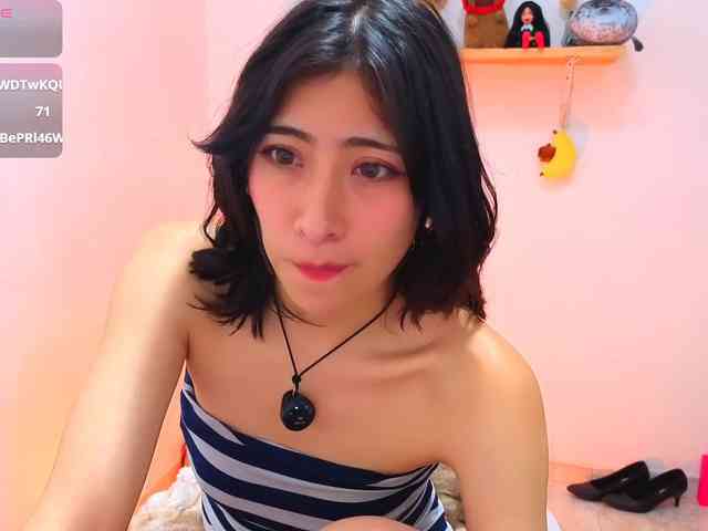 sullyoonn webcam