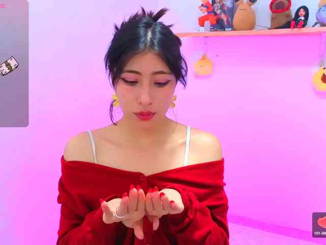sullyoonn Live Webcam on BongaCams