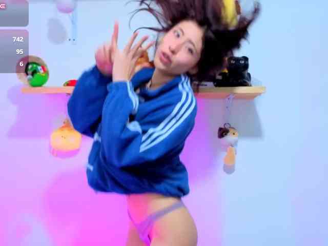 sullyoonn webcam