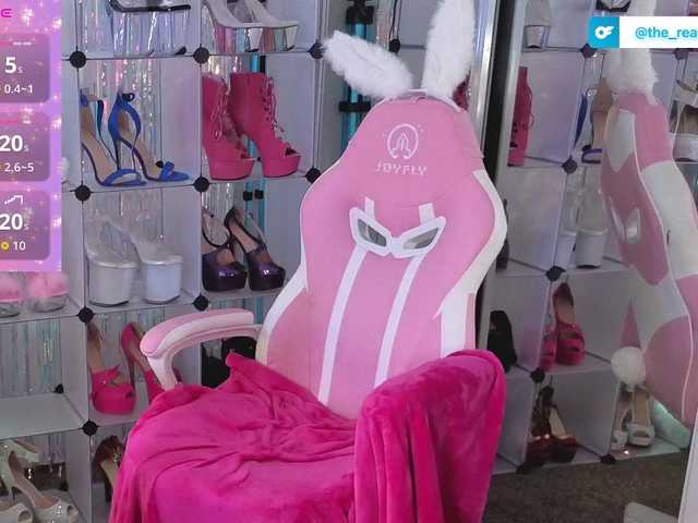 BellaLexi's BongaCams show and profile