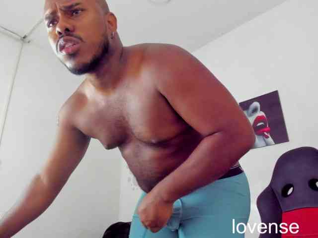 Alessandro-Hamed Sex Cam Show