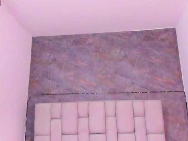 lilyrosee1 live cam