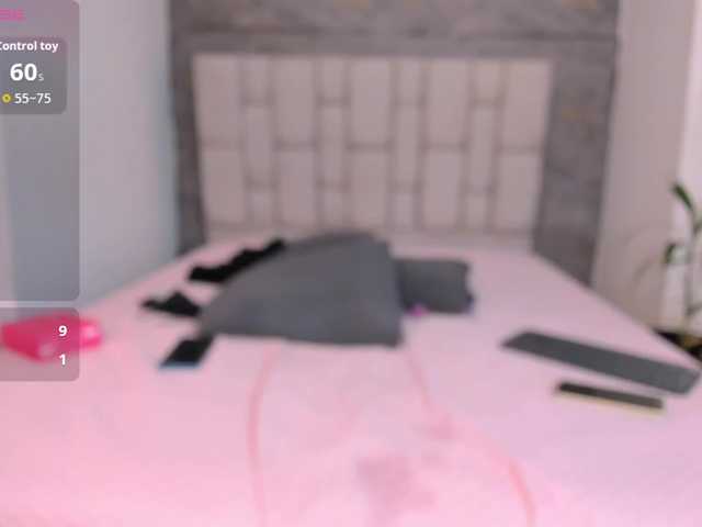lilyrosee1 — live female cam