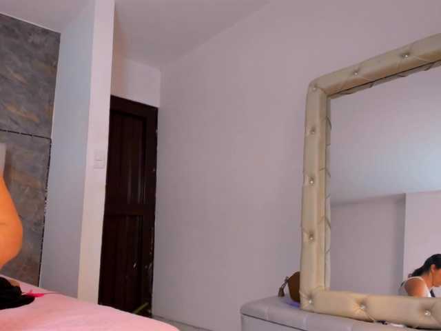 lilyrosee1 live cam preview