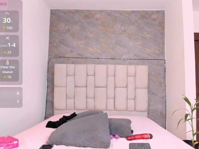 lilyrosee1 — live female cam