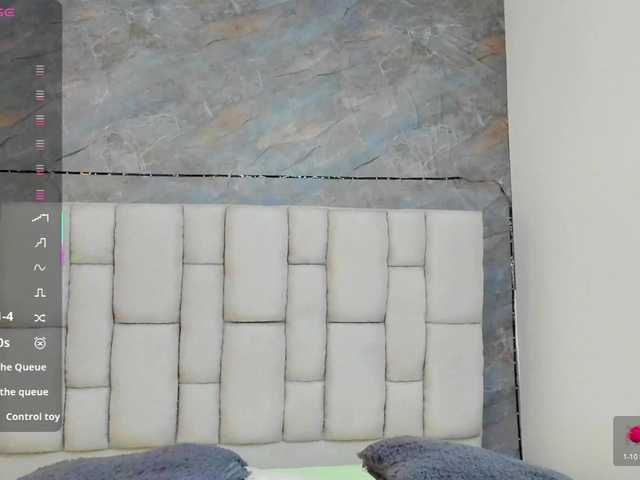 lilyrosee1 live cam on BongaCams
