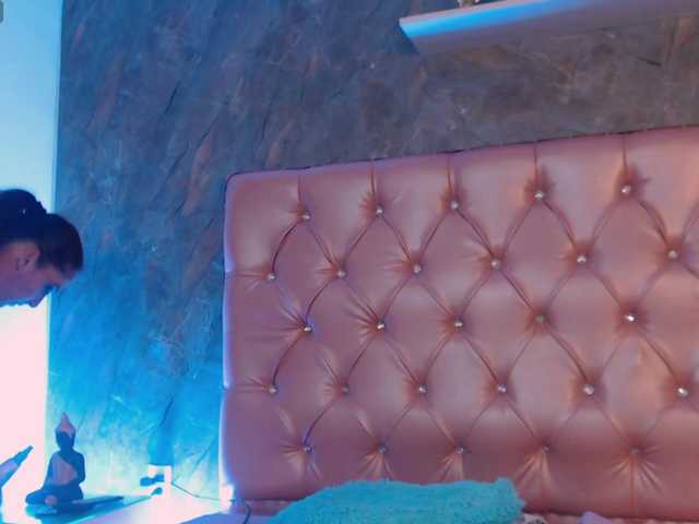 lilyrosee1 live cam on BongaCams