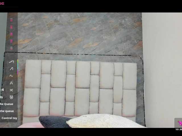 lilyrosee1 live cam on BongaCams