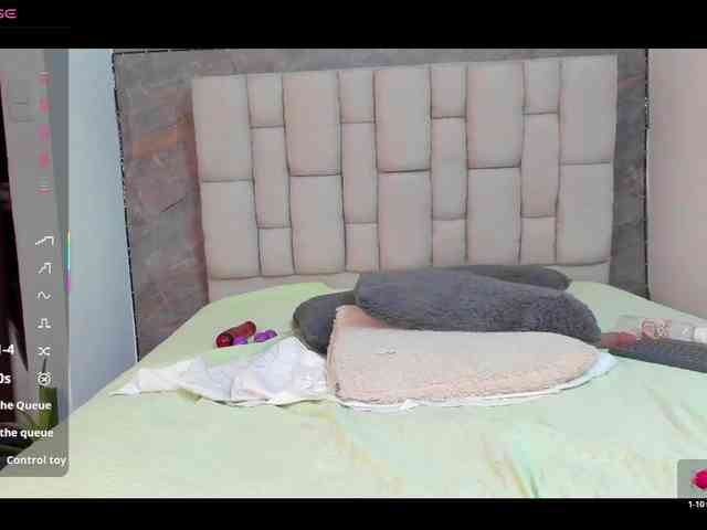 lilyrosee1 webcam