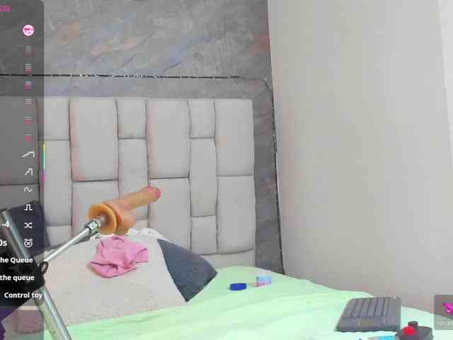 lilyrosee1 webcam