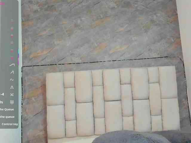 lilyrosee1 webcam