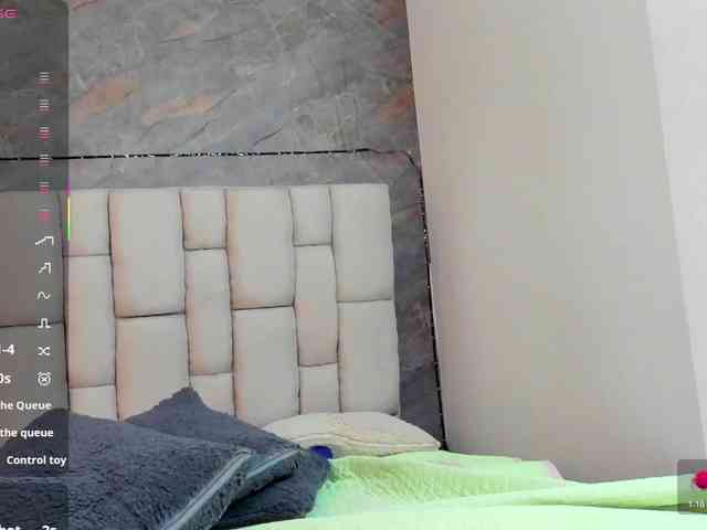 lilyrosee1 webcam