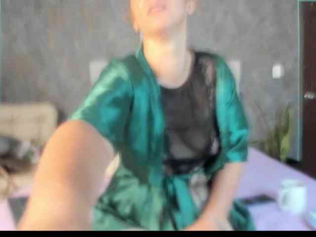 lilyrosee1 webcam