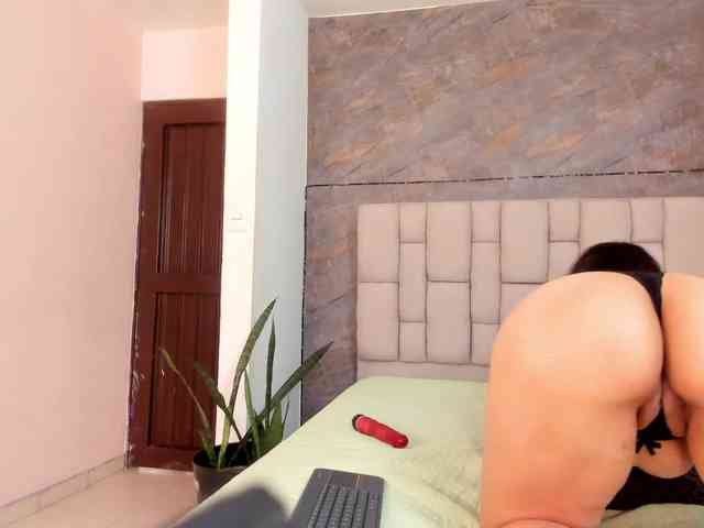 Lilyrosee1 - Girl 