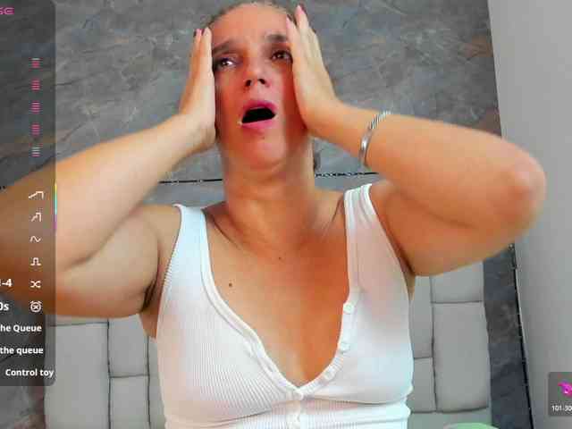 lilyrosee1 webcam