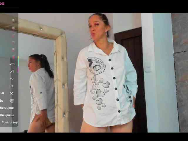 Modelo: lilyrosee1