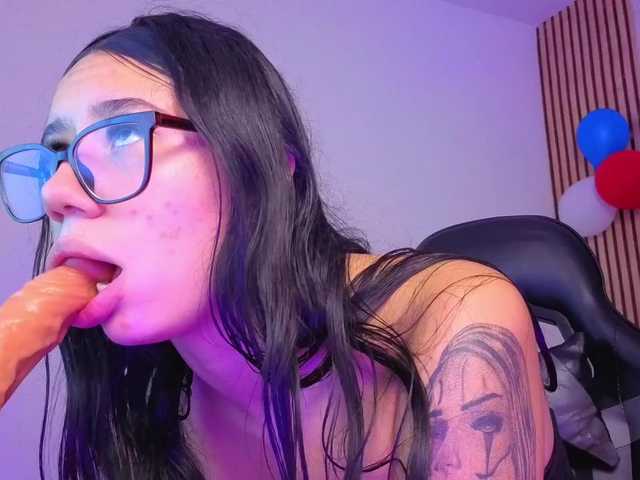 karamoss live cam on BongaCams