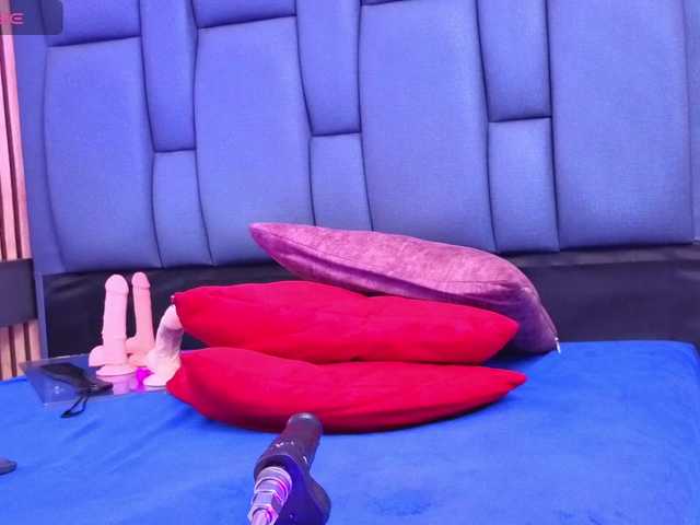 karamoss live cam on BongaCams