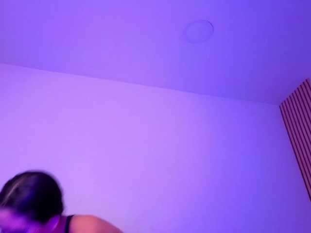 karamoss live cam on BongaCams