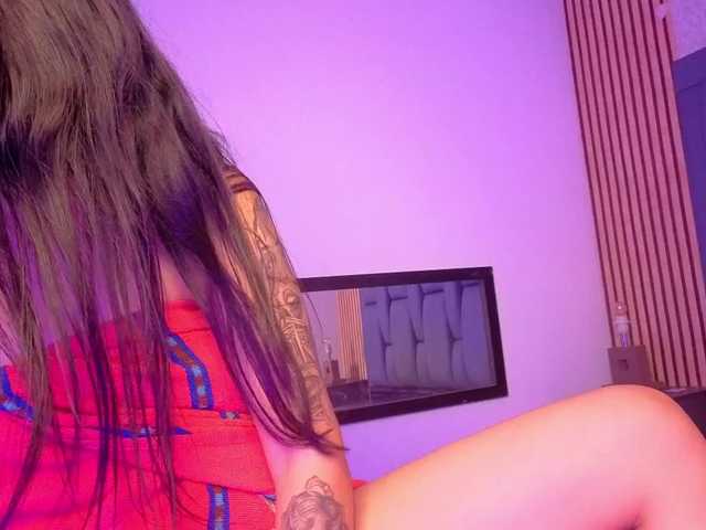 karamoss live cam on BongaCams