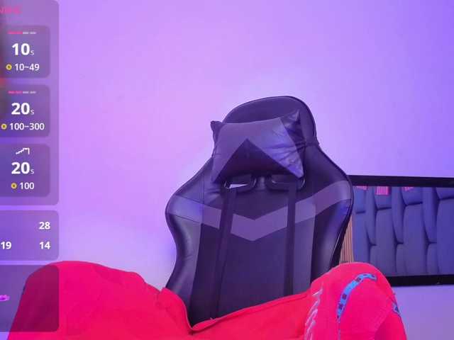 karamoss live cam on BongaCams
