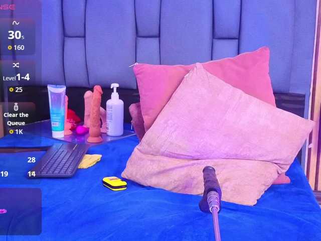 karamoss live cam on BongaCams