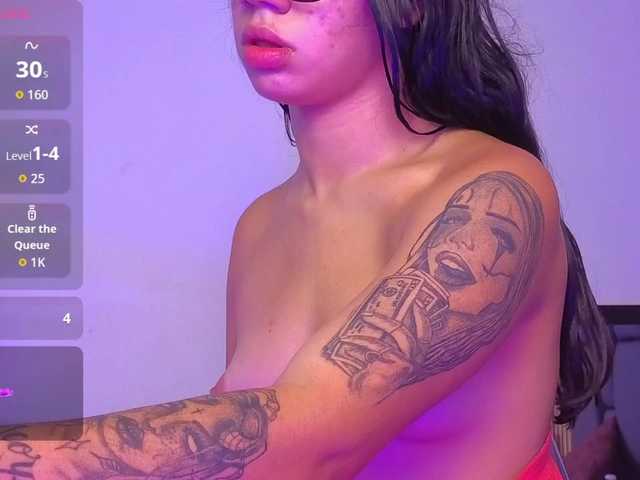 karamoss live cam on BongaCams