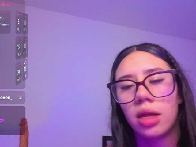 karamoss live cam on BongaCams