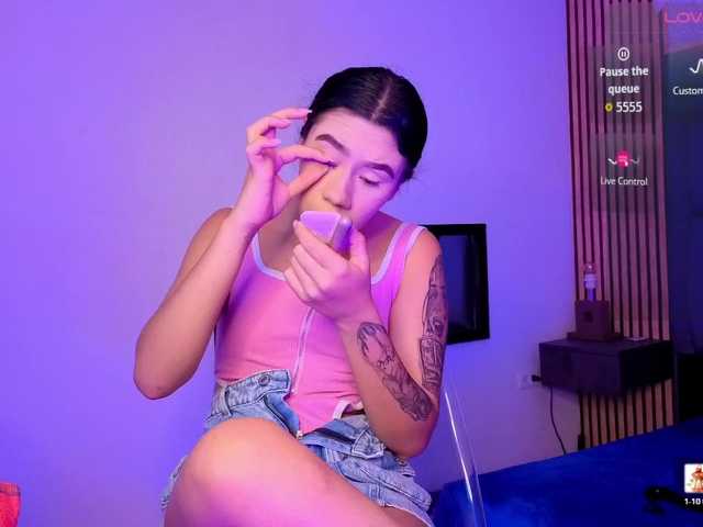 karamoss live cam on BongaCams