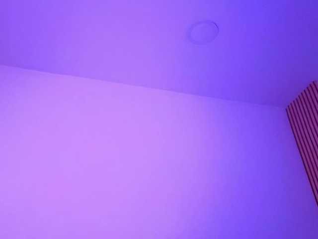 karamoss live cam on BongaCams