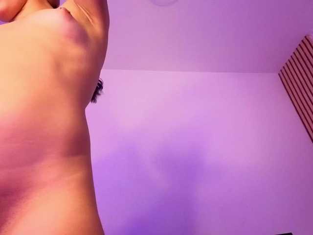 karamoss live cam on BongaCams