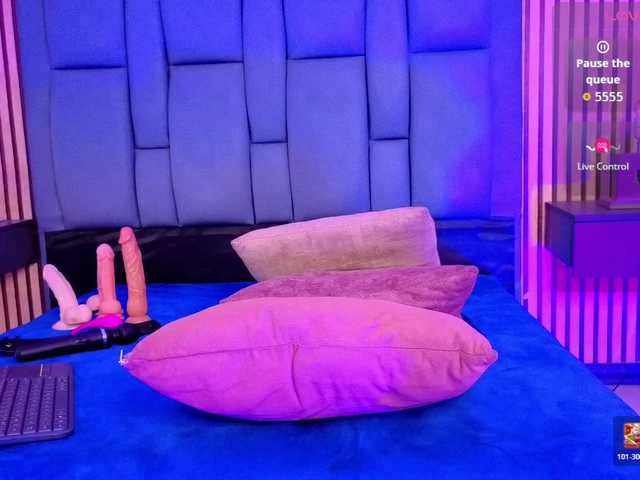 karamoss live cam on BongaCams