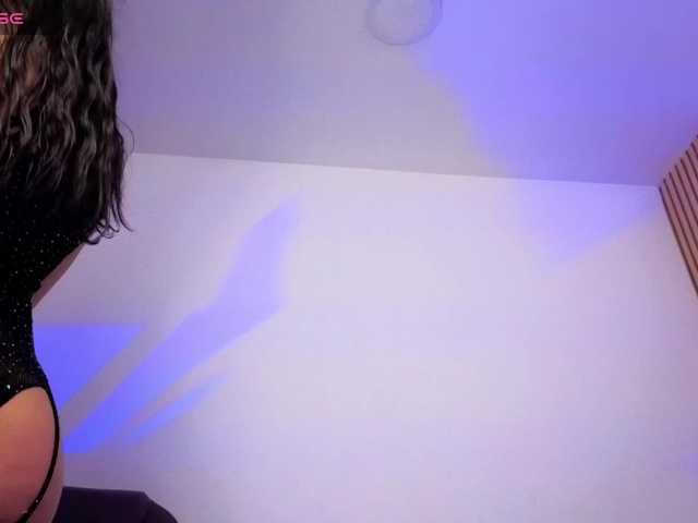 karamoss live cam on BongaCams
