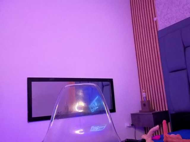 karamoss live cam on BongaCams