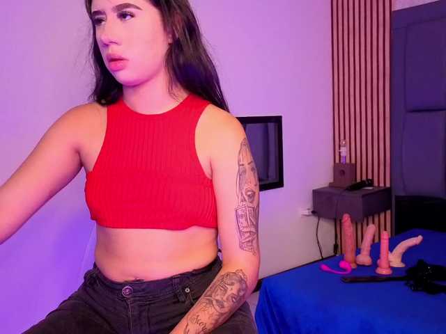 karamoss live cam on BongaCams