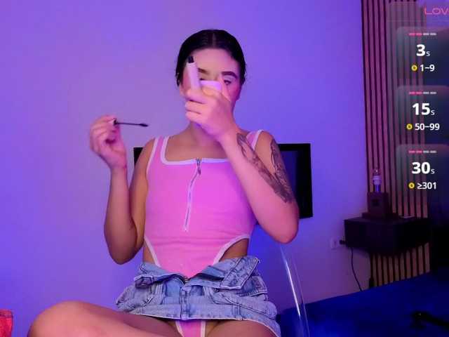 karamoss live cam on BongaCams