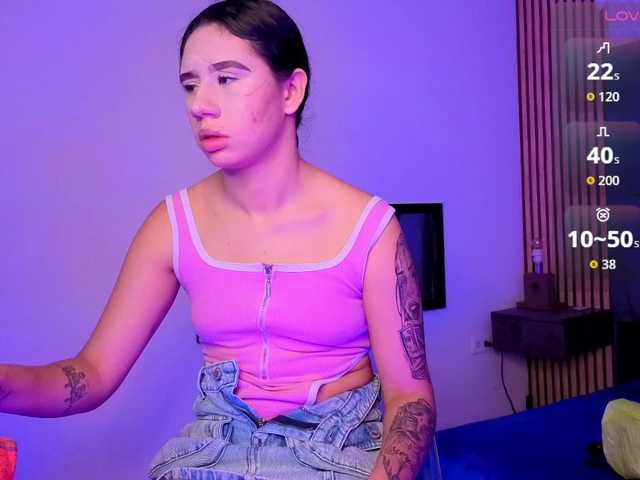 karamoss live cam on BongaCams