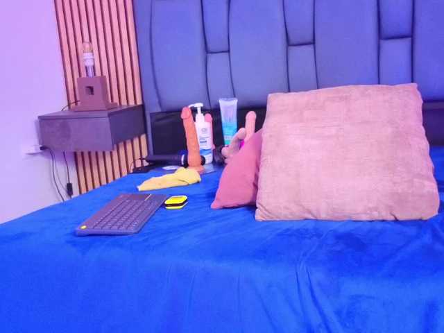 karamoss live cam on BongaCams