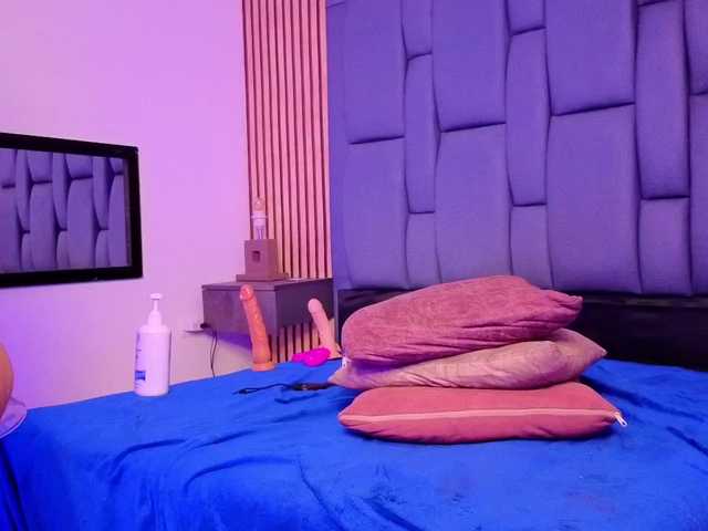 karamoss live cam on BongaCams