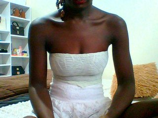 Bella-22's Live Webcam