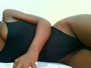 Bella-22's Live Webcam