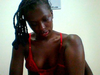 Bella-22's Live Webcam