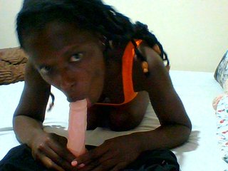 Bella-22's Live Webcam