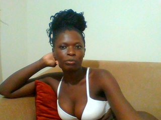 Bella-22's Live Webcam