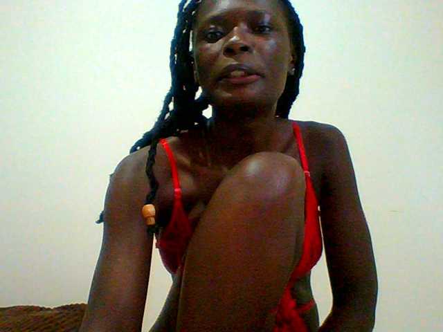 Bella-22 live cam on BongaCams