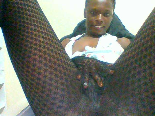Bella-22 live webcam show